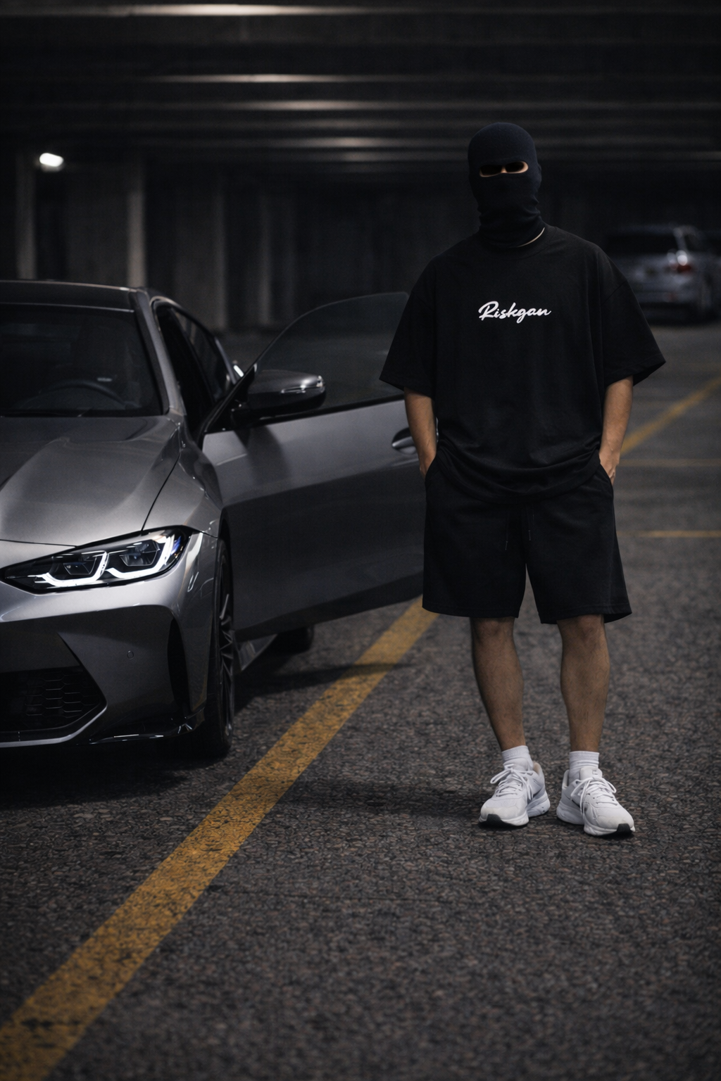 REMERA OVERSIZE NEGRA + SHORT DE REGALO